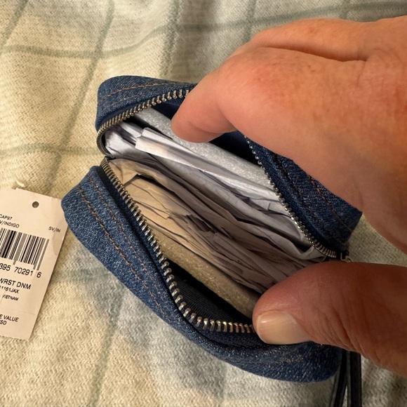 Coach - NWT Denim Wristlet Pouch - Small   Leather wristlet strap - NWT - Picture 5 of 6